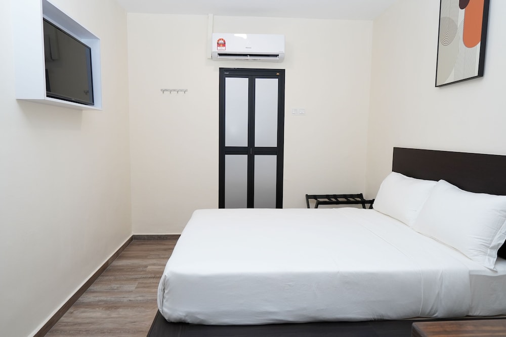 Basic Double Room