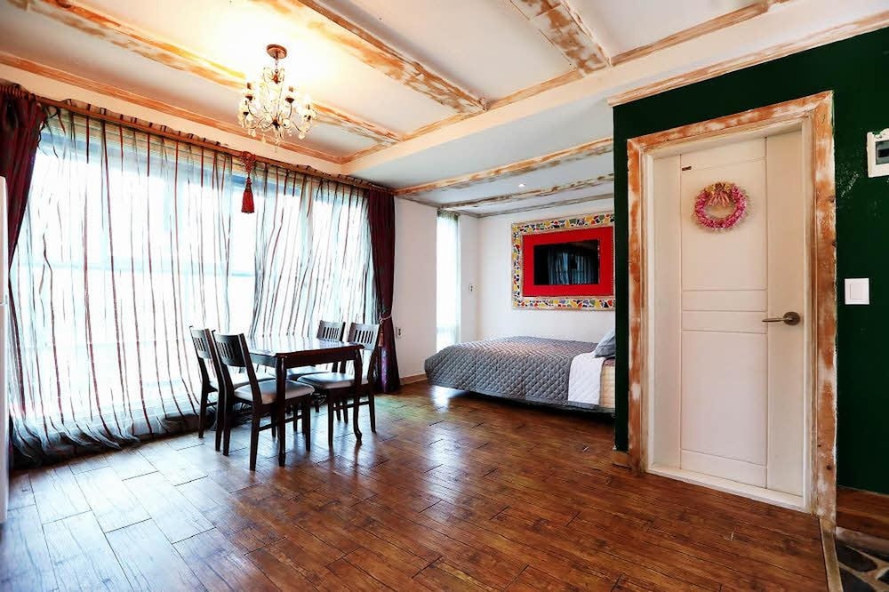 Basic Room, 1 Bedroom (Topaz(1cheong)(Withpet)) photo 1