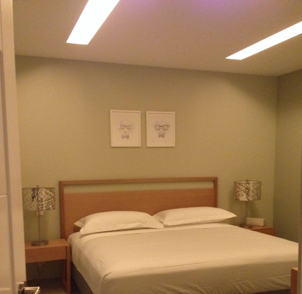 Standard Suite, Kitchenette