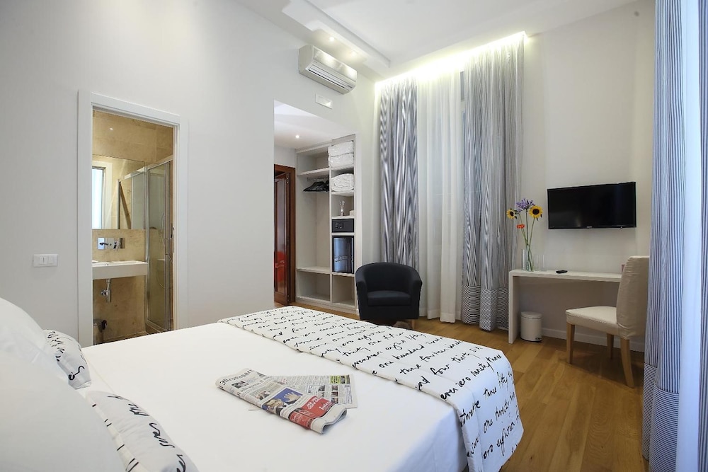 Classic Double or Twin Room photo 1