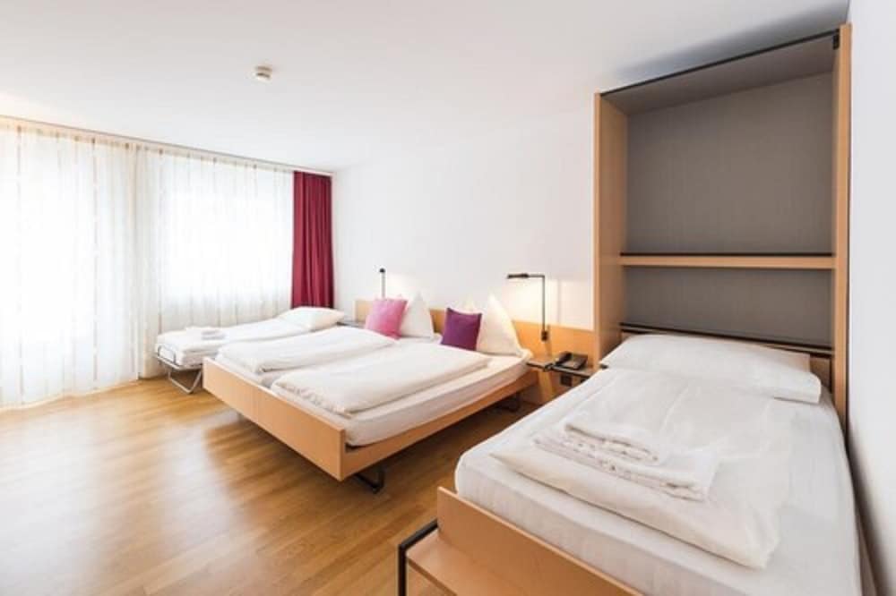 Triple Room photo 2