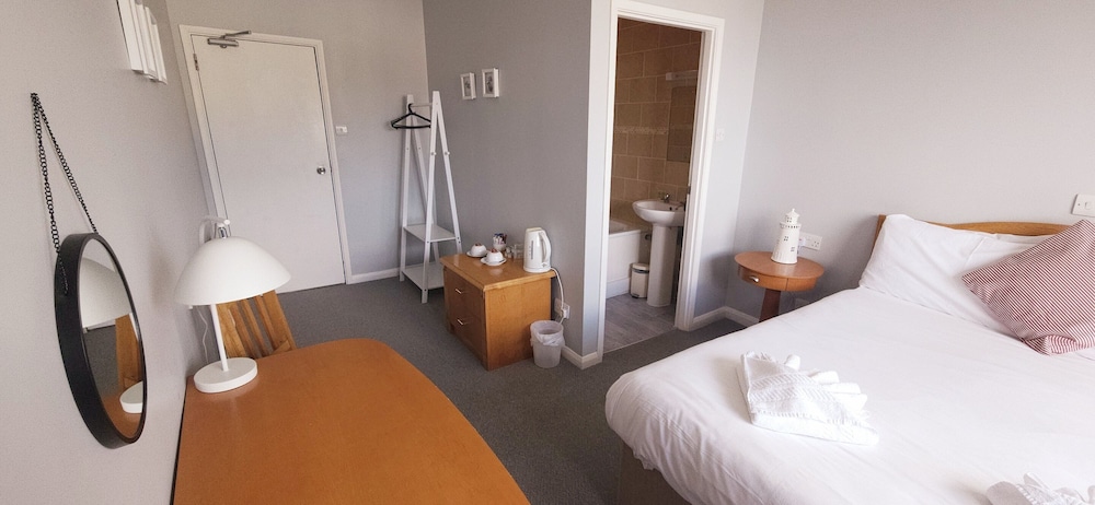 Standard Double Room, Ensuite, Sea View photo 3