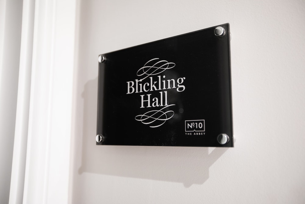 Apartment (Blicking Hall) photo 2
