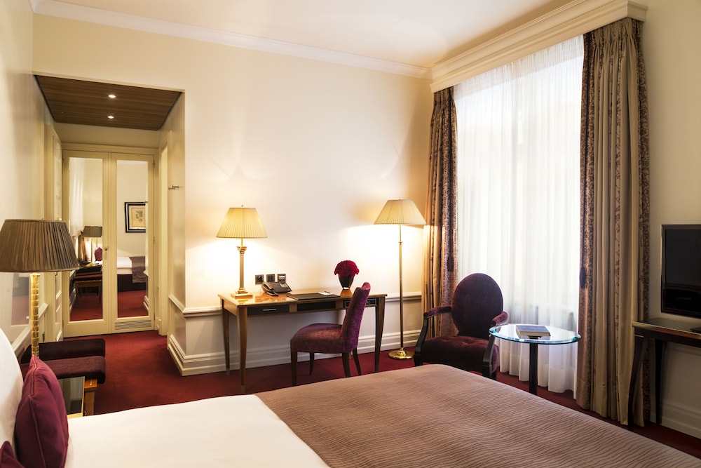 Superior Single Room with 1 Adult Occupancy (Non Smoking)