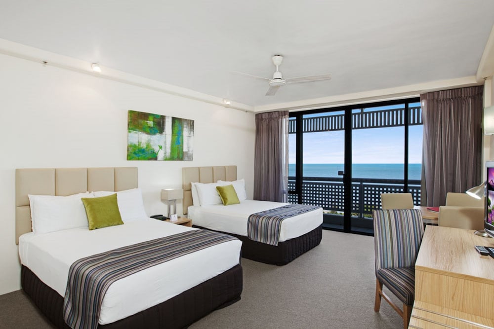 Ocean View Room 2 Double Beds - Photo 2