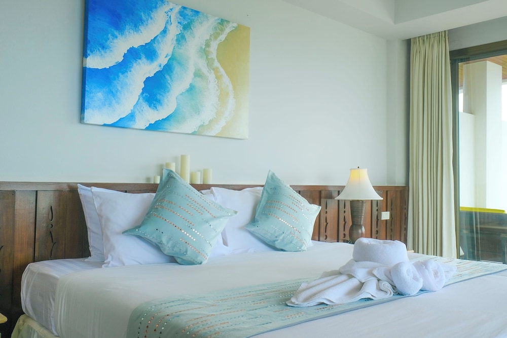 Deluxe Seaview - Photo 12