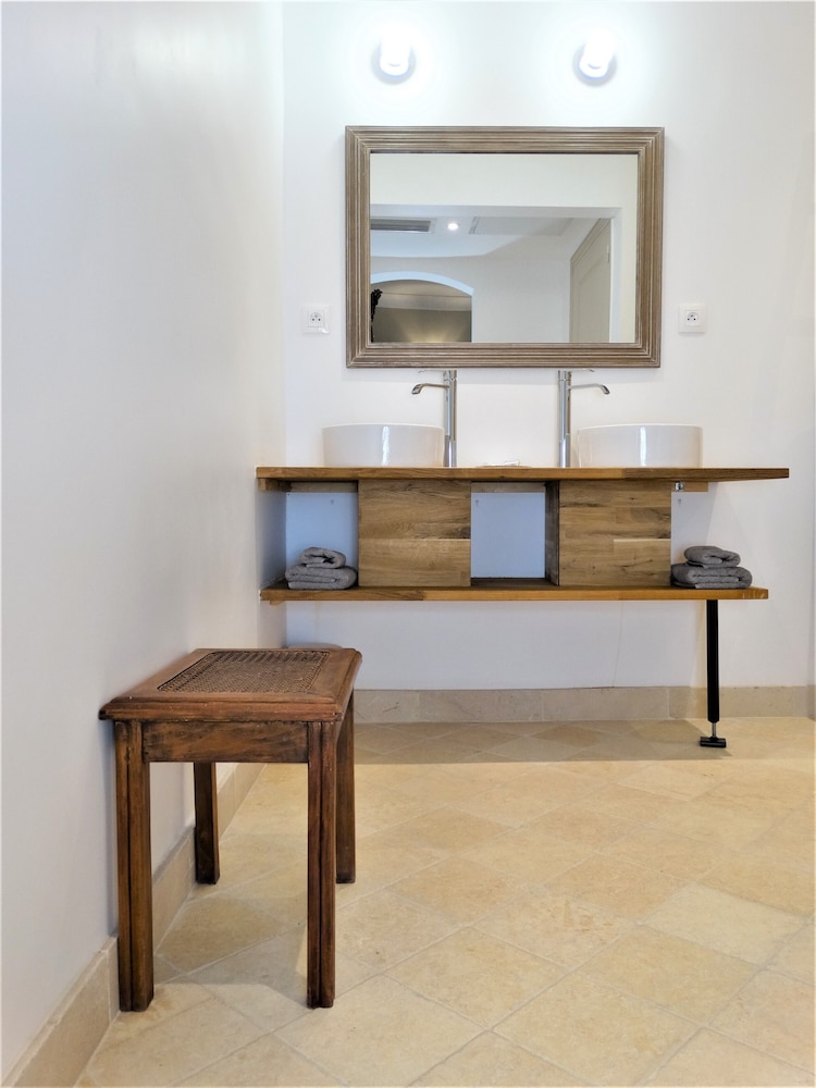 Deluxe Double Room (Hauts Galets) photo 3