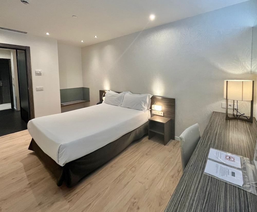 Executive Room photo 2