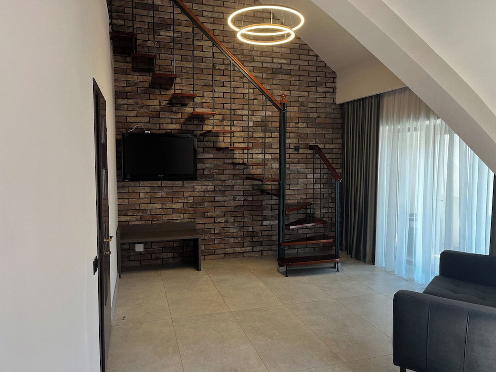 Duplex photo 1