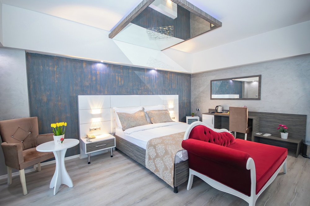 BALKONLU PRINCE SUITE