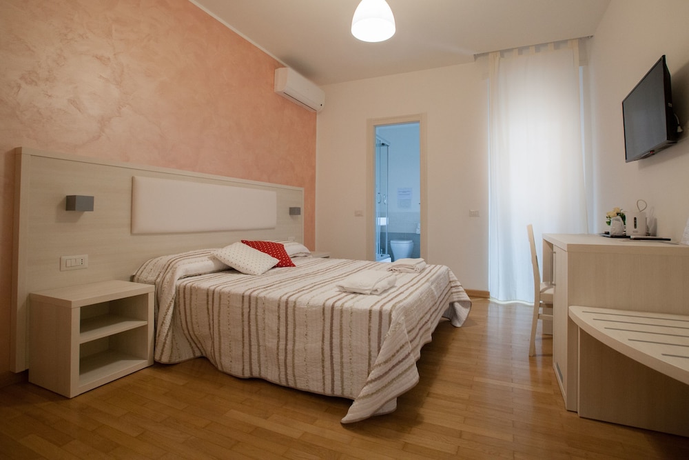 Quadruple Room photo 3