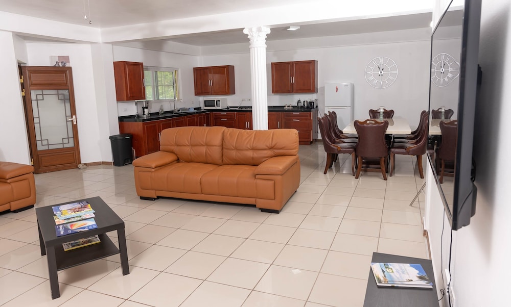Deluxe Double Room, Patio, Beach View photo 2
