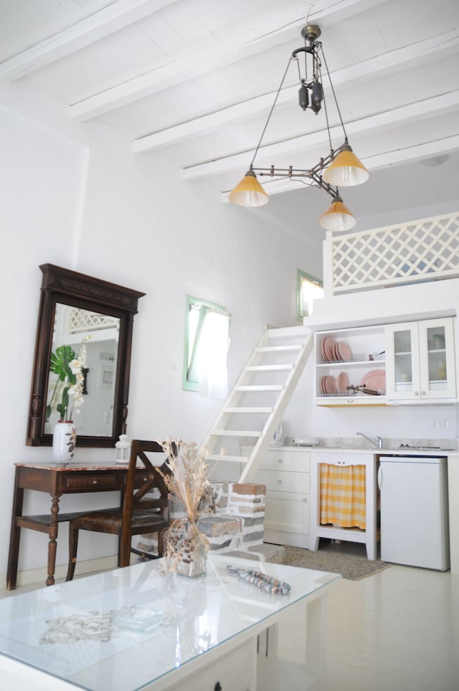 Junior Studio Suite, 1 Bedroom, Sea View (Cavo) photo 2