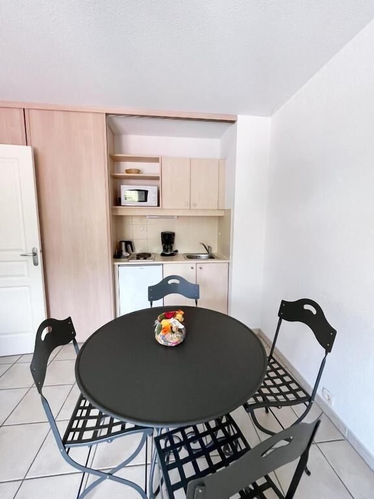 Appart Hotel Cote Garrigue photo 3