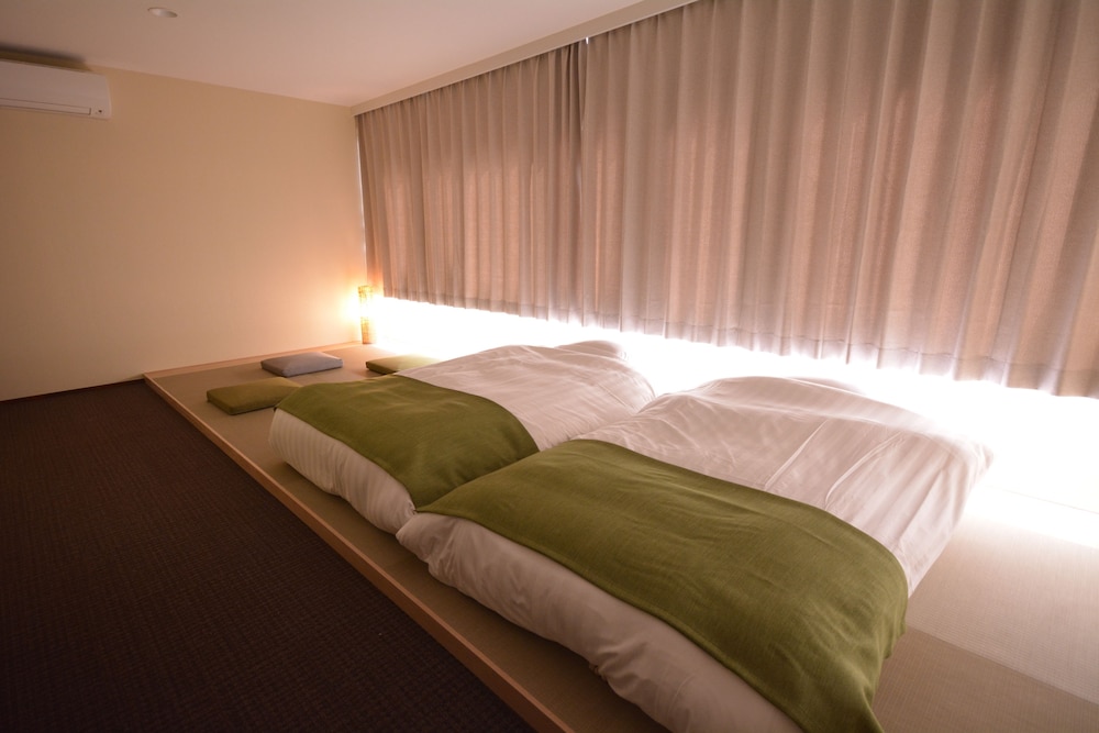 Comfort Studio Suite, Multiple Beds, Non Smoking, Hot Tub photo 1