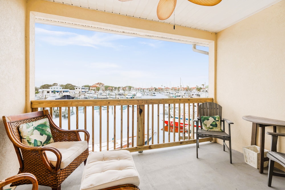 Standard Studio, Balcony, Harbor View