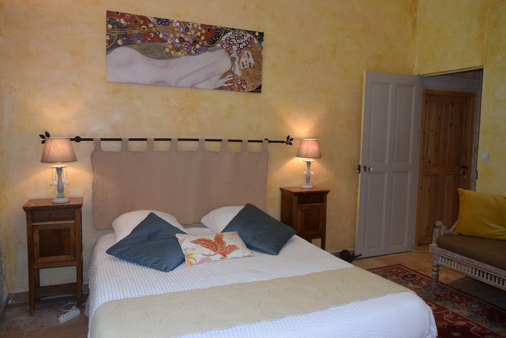 Superior Double Room, Private Bathroom, Park View photo 2