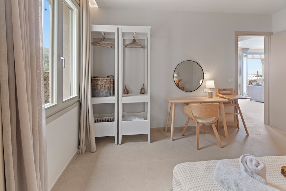 Comfort Villa, 2 Bedrooms, Private Pool, Sea View