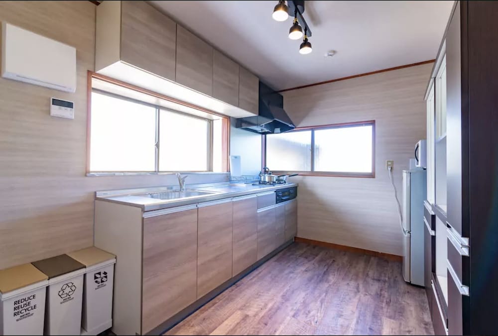 Private Vacation Home - Photo 16