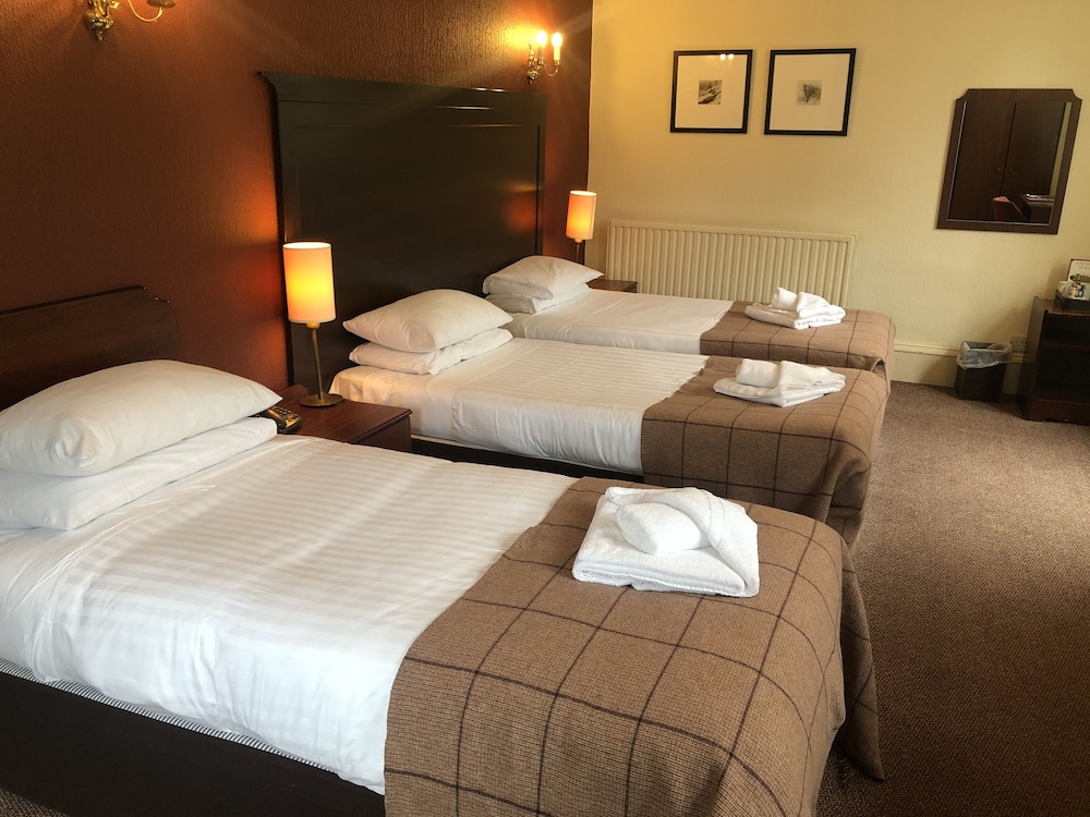 Classic Triple Room with Mountain View - Photo 3