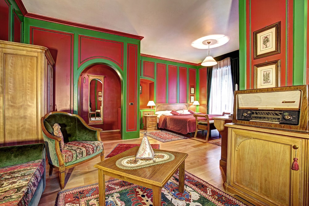 Studio Suite photo 2