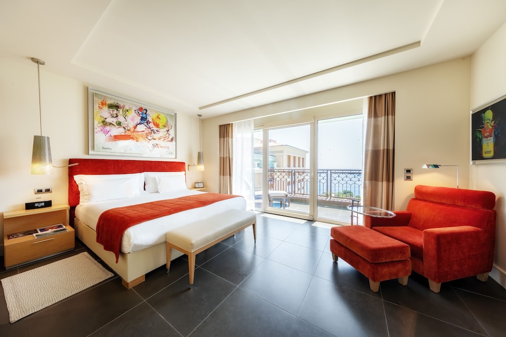 Nadal Suite, Sea View