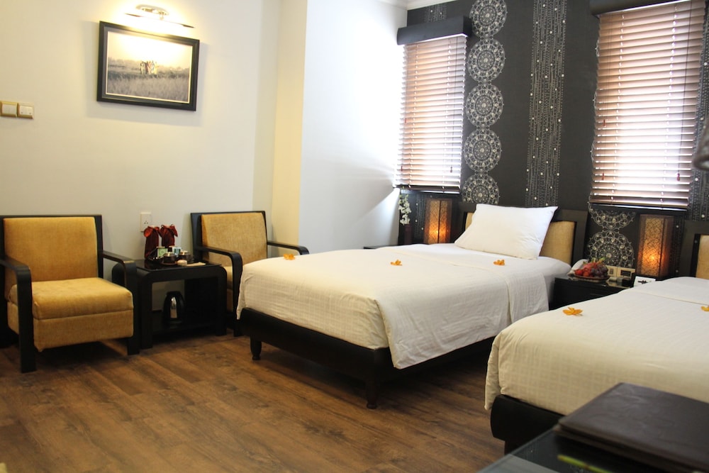 Deluxe Room - Photo 4