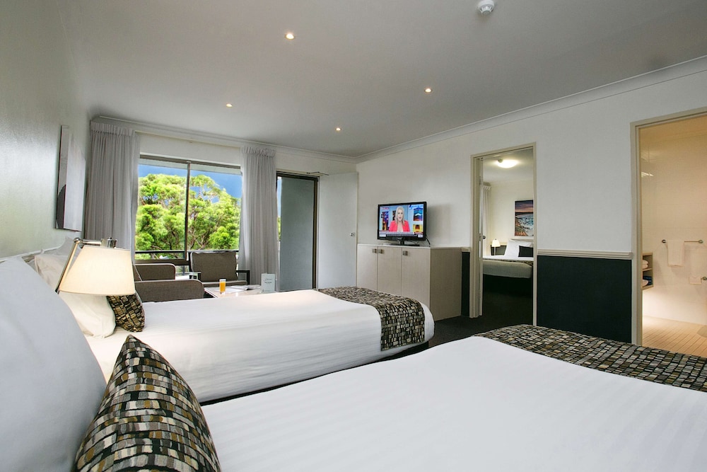 Family Room, Multiple Beds, Non Smoking - Photo 3