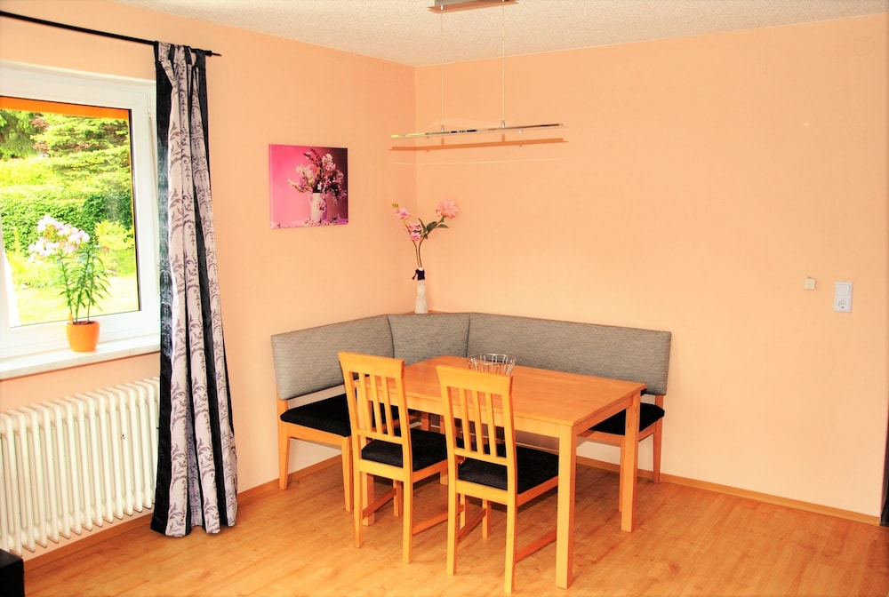 Deluxe Apartment, Garden View photo 2