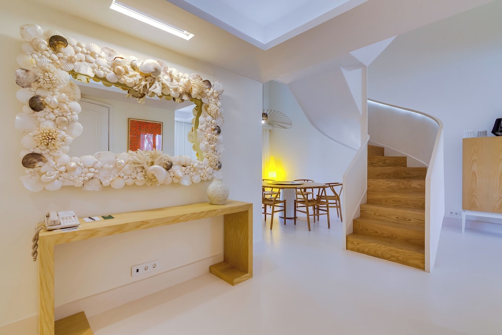 Deluxe Townhouse, 4 Bedrooms - Photo 8
