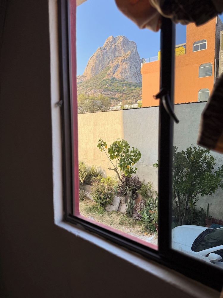 Basic Double or Twin Room, Balcony, Mountain View