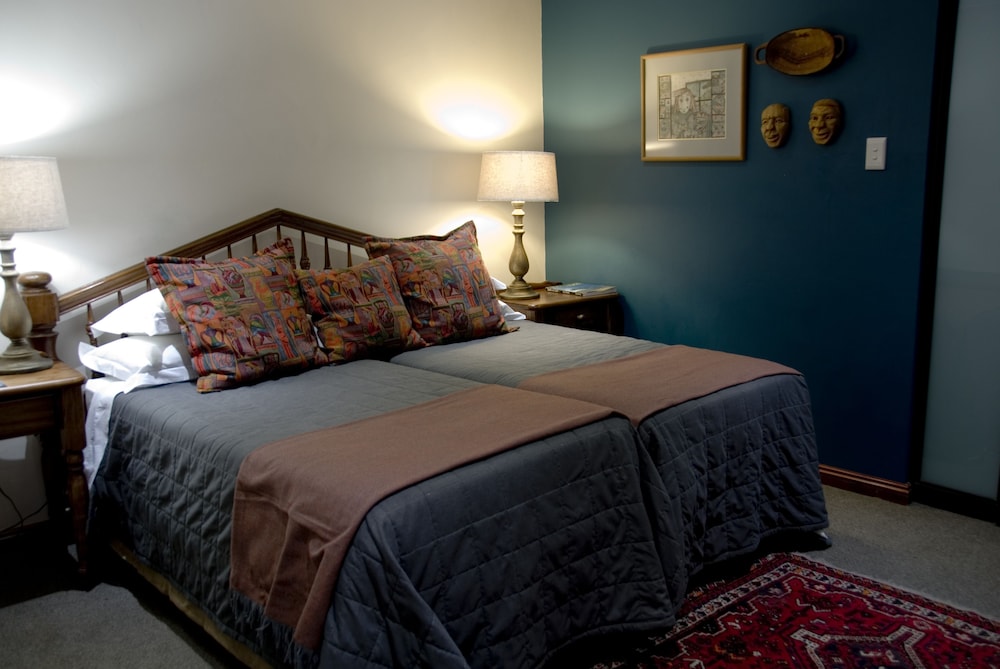 Standard Double or Twin Room (Luxury Suite) photo 3