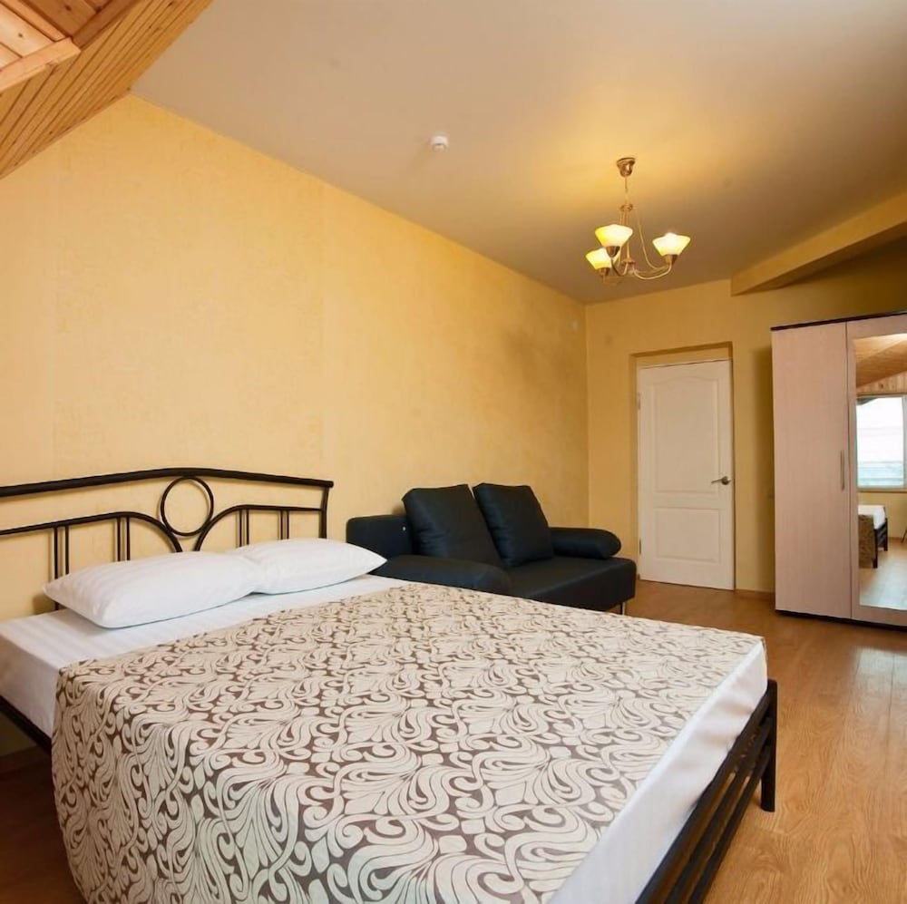 Family Room, 2 Bedrooms, Partial Sea View photo 3