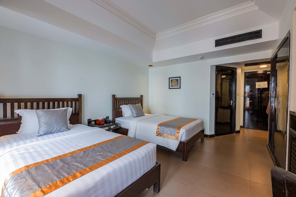 Deluxe Twin Room - Photo 2