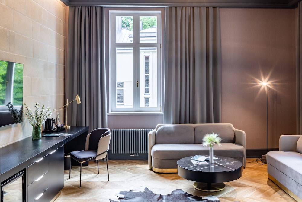 Grand Suite photo 2