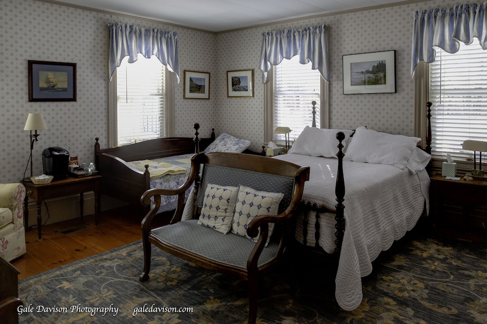 Standard Room, Multiple Beds, Non Smoking (First Floor Room)