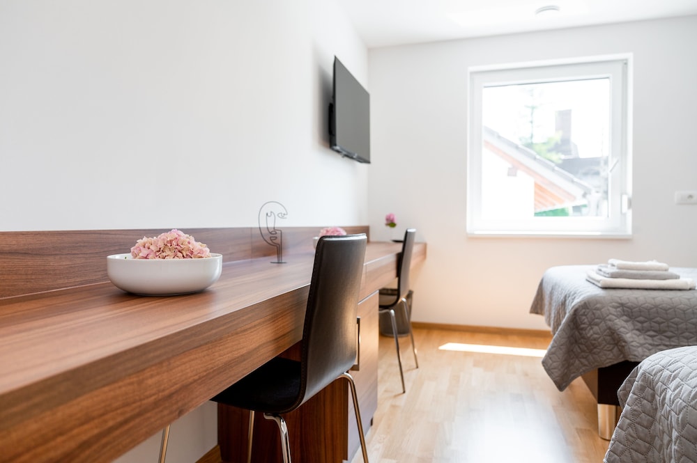 Business Double Room, 1 Bedroom photo 3