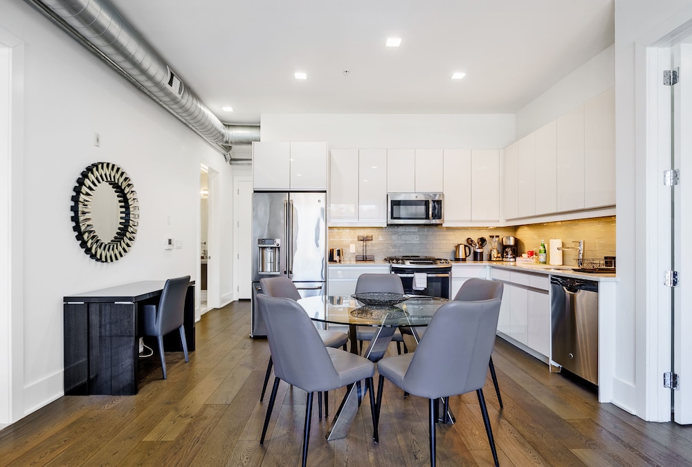 Apartment, 2 Bedrooms, Kitchen photo 2