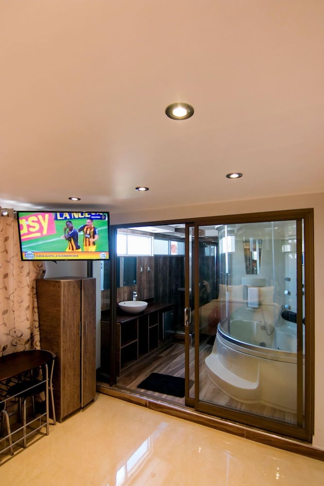 Family Twin Room, 2 Double Beds photo 1