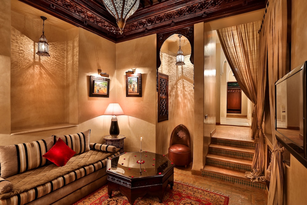 Royal Suite photo 2