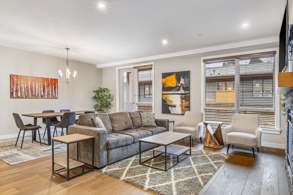 T314A Two Bedroom Premier Condo