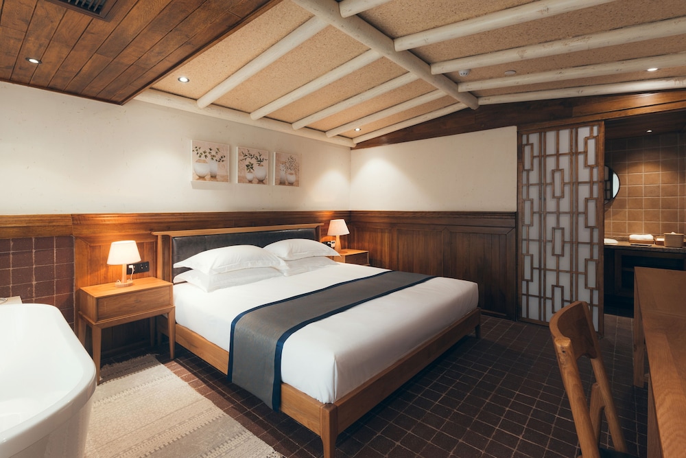 View Suite photo 1