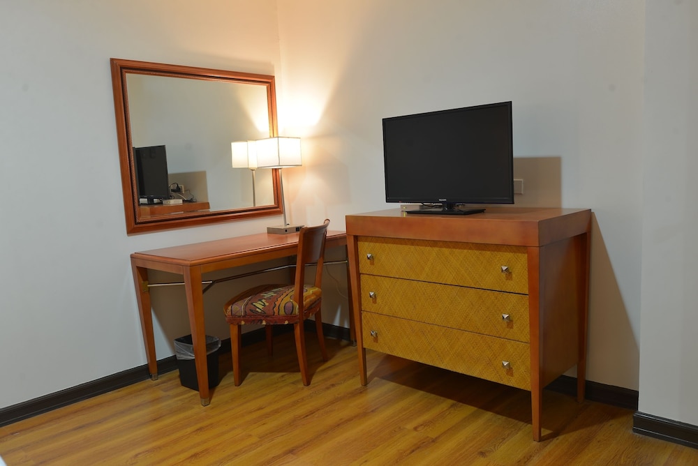 Honeymoon Suite photo 3