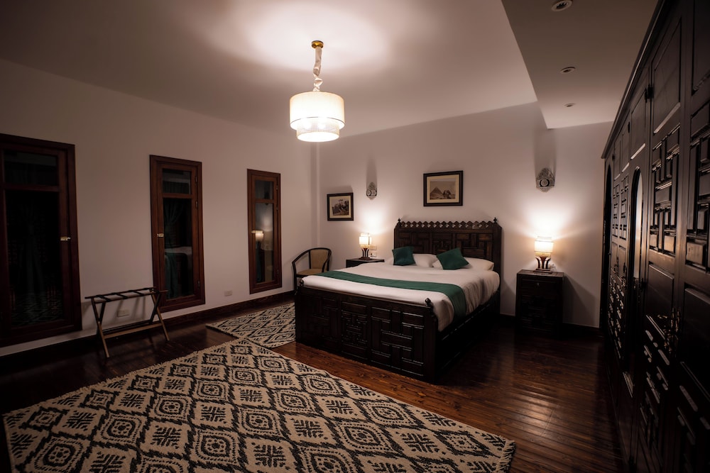 Junior Suite, Private Bathroom