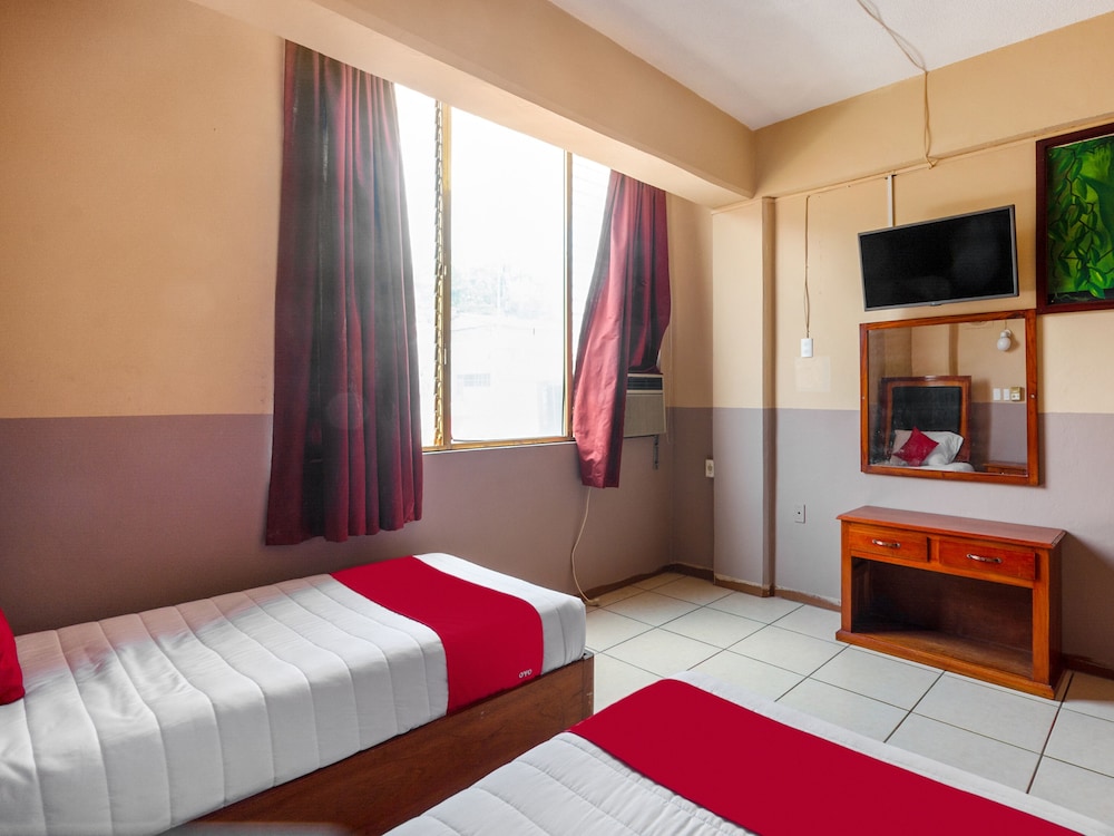 Standard Room, 2 Twin Beds - Photo 2