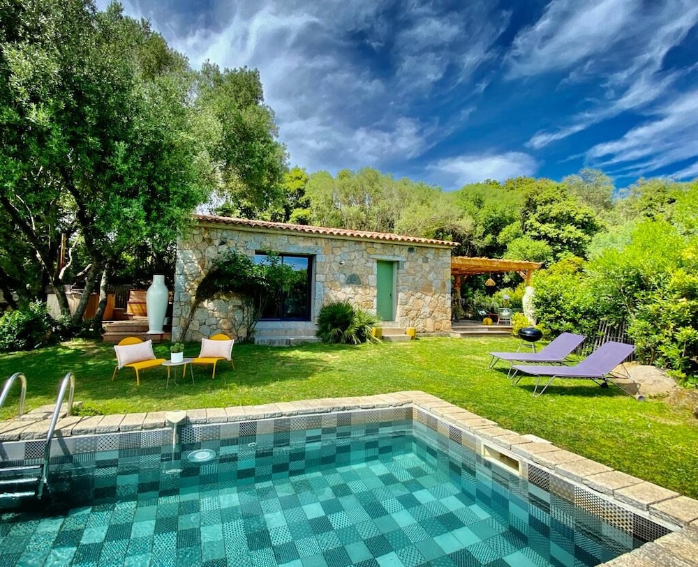 Standard Villa, Patio, Garden View