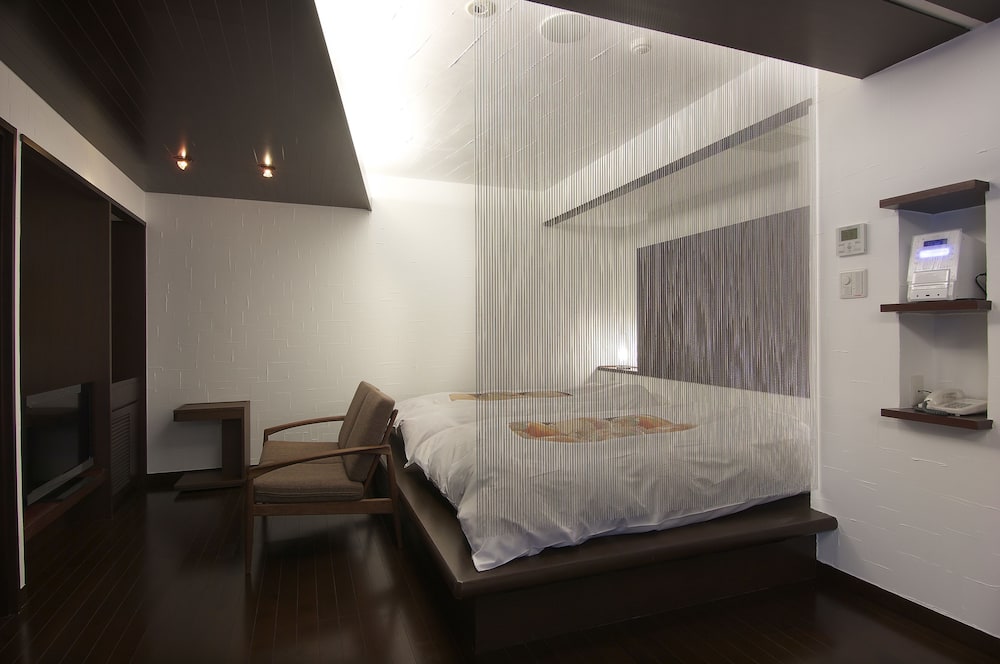 Superior Room thumbnail 6