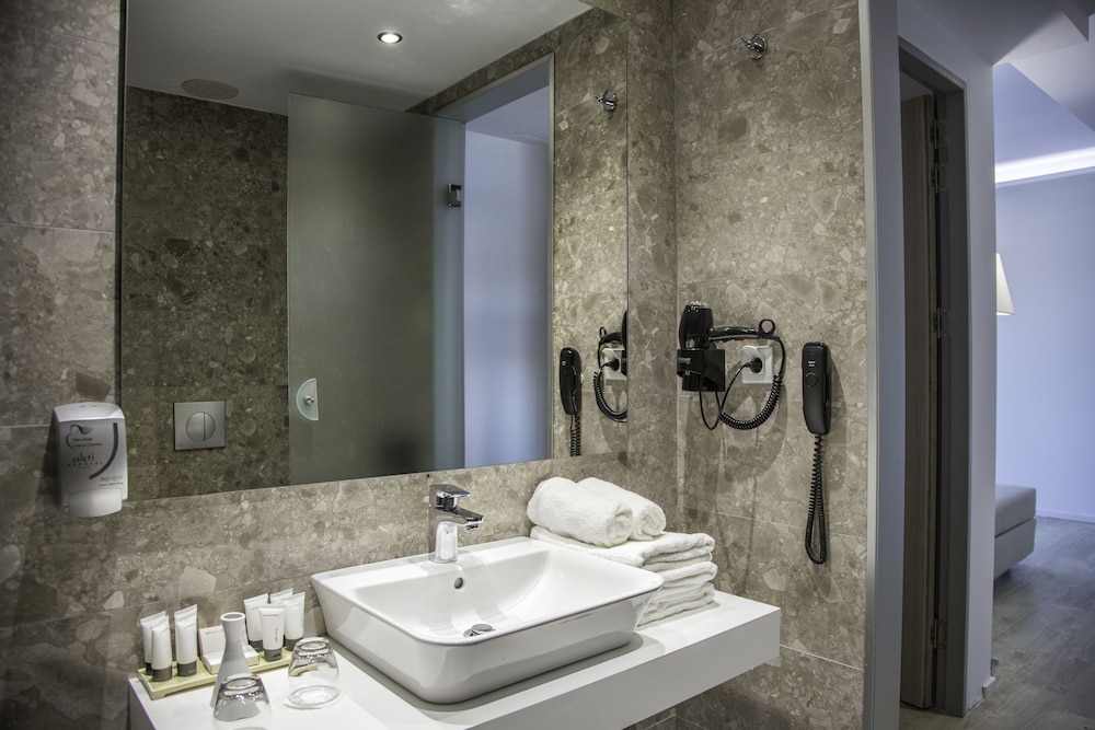 Twin Room, Sea View