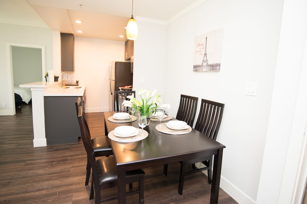 Westwood Apartments, Foto 13