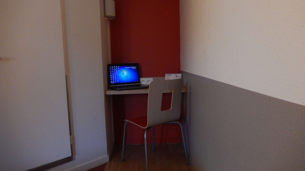 Standard Room, 1 Twin Bed - Photo 6